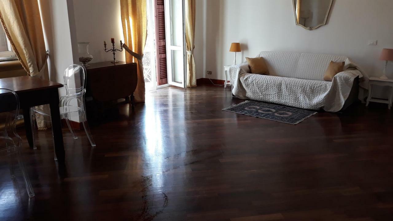 Florian Apartment ลาสเปเซีย ภายนอก รูปภาพ